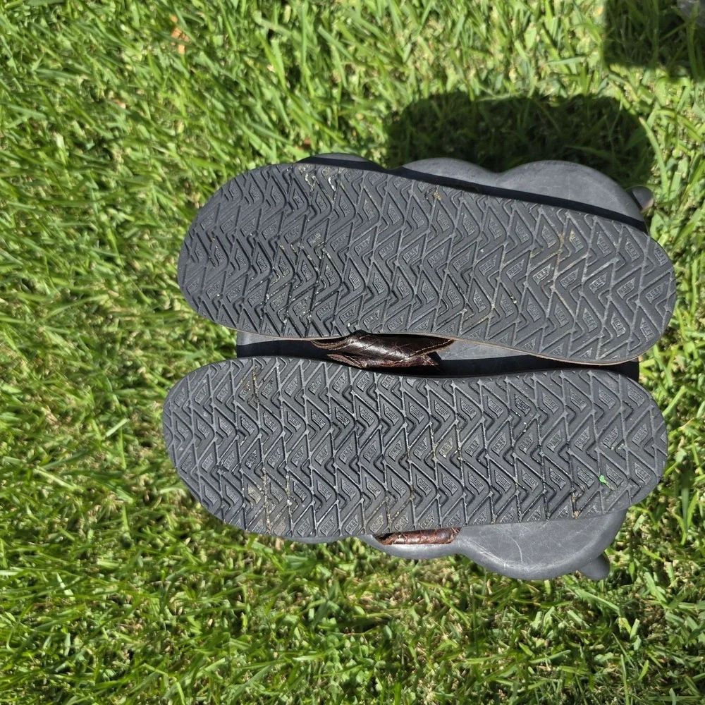 Reef Mens Flip Flop Sandals Brown Faux Crocodile Embossed Thong Beach Shoes 13